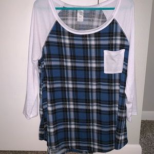 Plaid shirt with pocket detail